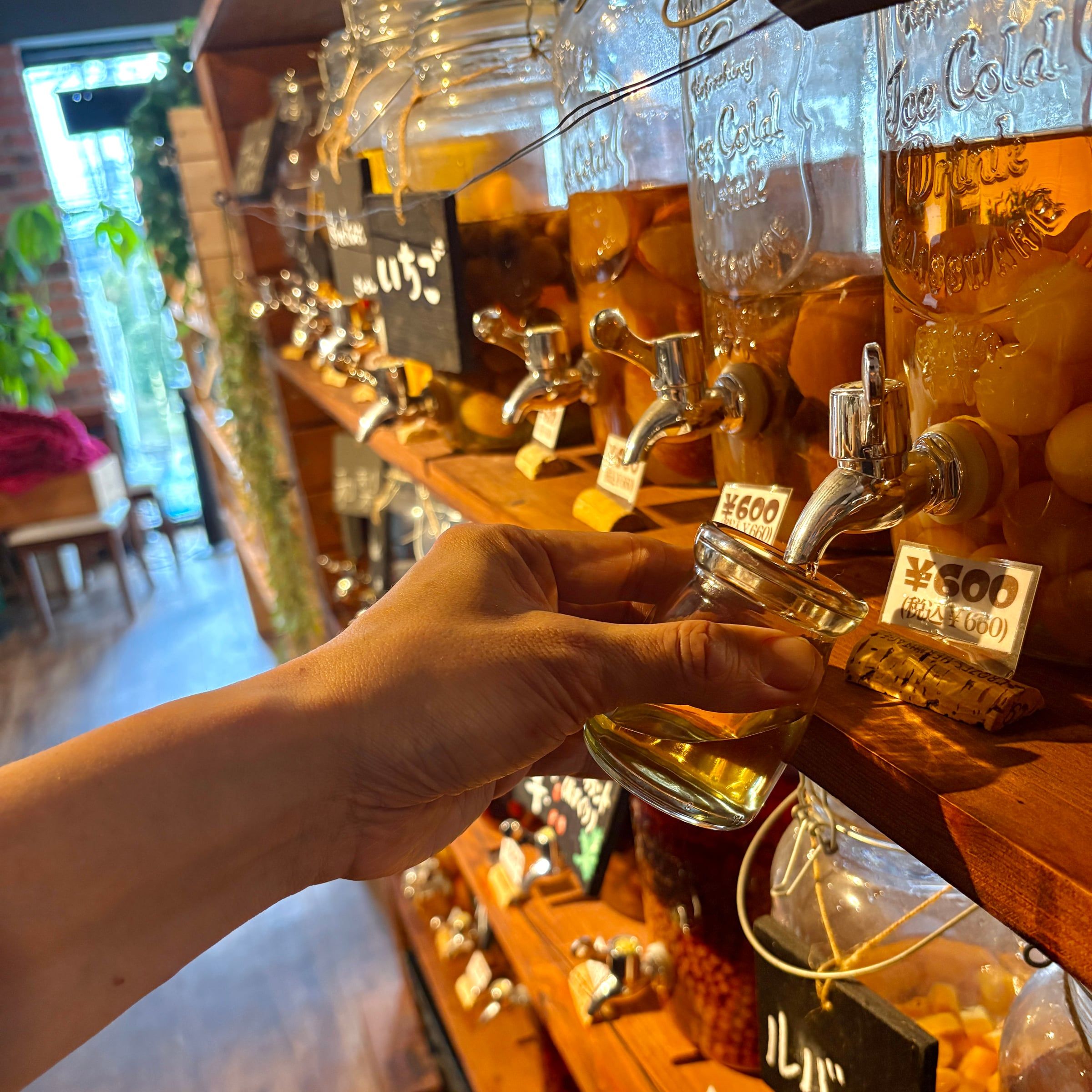 自家製果実酒のサーバー